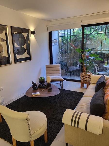 Luminoso Departamento Remodelado a Pasos del Borde Costero en Viña del Mar